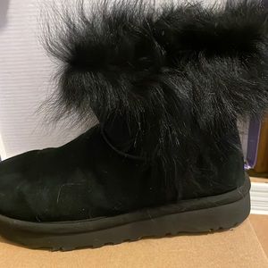 Black Uggs Size 6